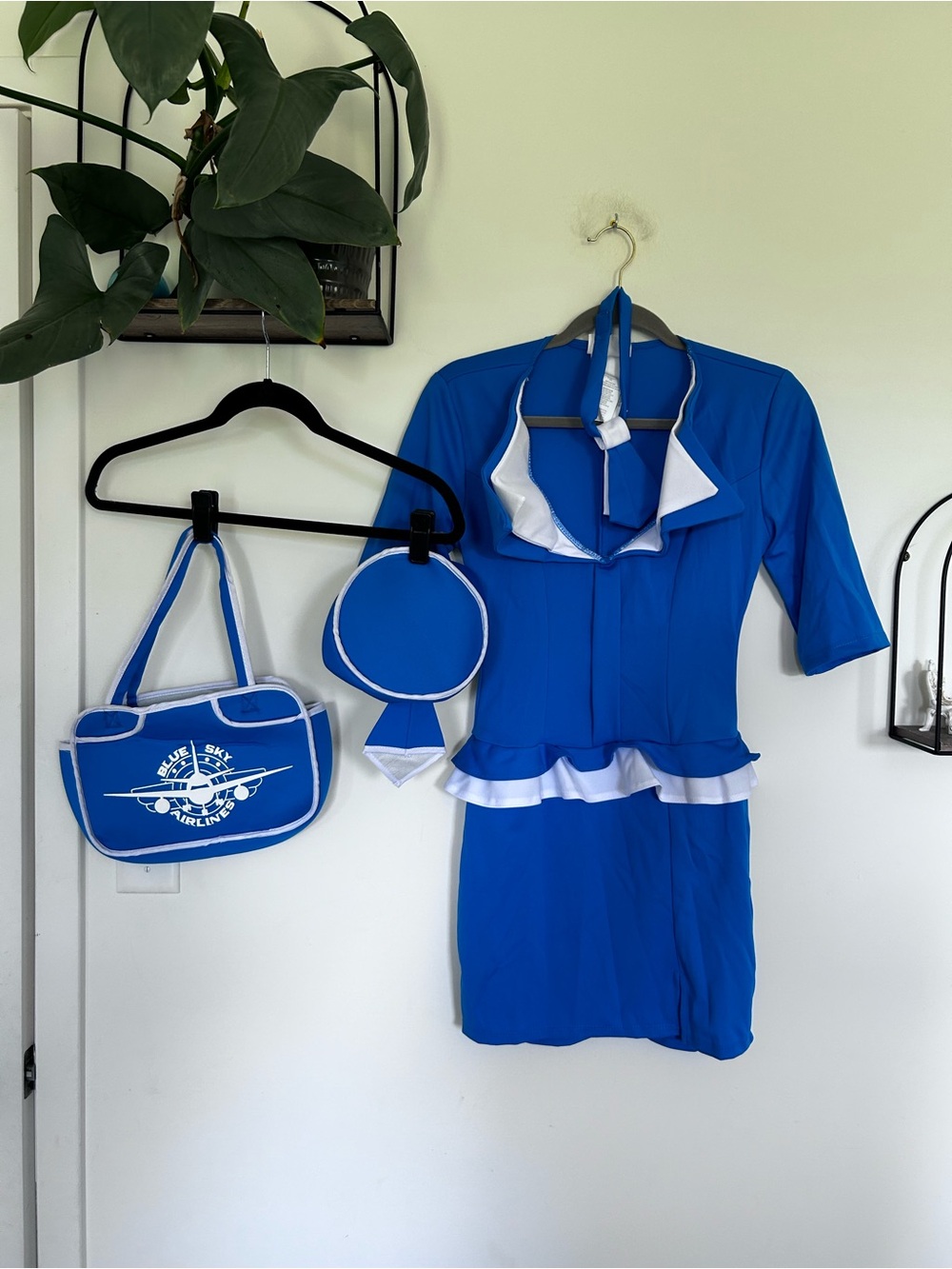 California Costumes Retro Flight Attendant Halloween Costume Size Women's Small